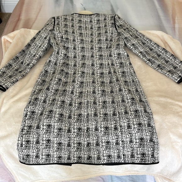 Calvin Klein Black and White Open Trench Coat Size 4 - Picture 6 of 8